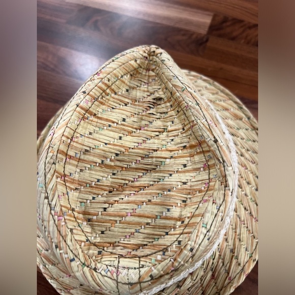 Pistil Fedora in GUC - Picture 4 of 7